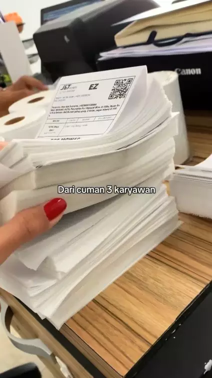 Jennifer Coppen pamer pencapaiannya © TikTok