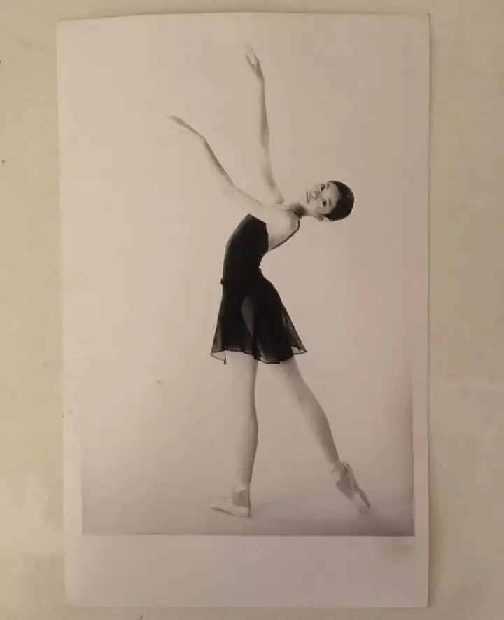 Pernah jadi penari balet, intip 11 potret lawas Widi Vierratale berbagai sumber