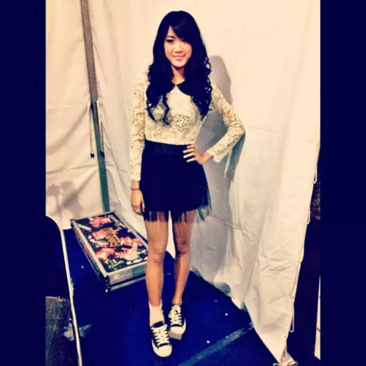 Pernah jadi penari balet, intip 11 potret lawas Widi Vierratale berbagai sumber