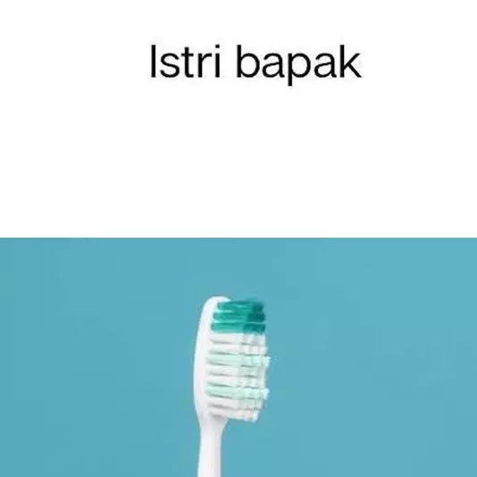 7 Potret lucu beda gaya suami vs istri saat di kamar mandi, relate banget buat pasutri senior