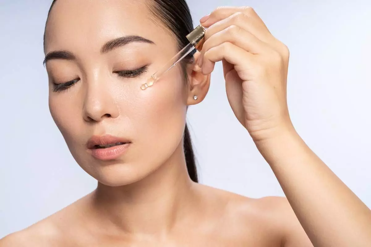 Perawatan wajah jadi lebih hemat, ini 9 cara membuat serum wajah alami, bisa gunakan minyak esensial