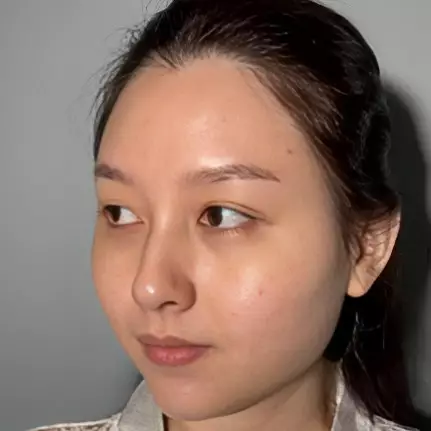 Dimakeup MUA seharga Rp40 juta, transformasi pengantin wanita ini bikin mikir ulang