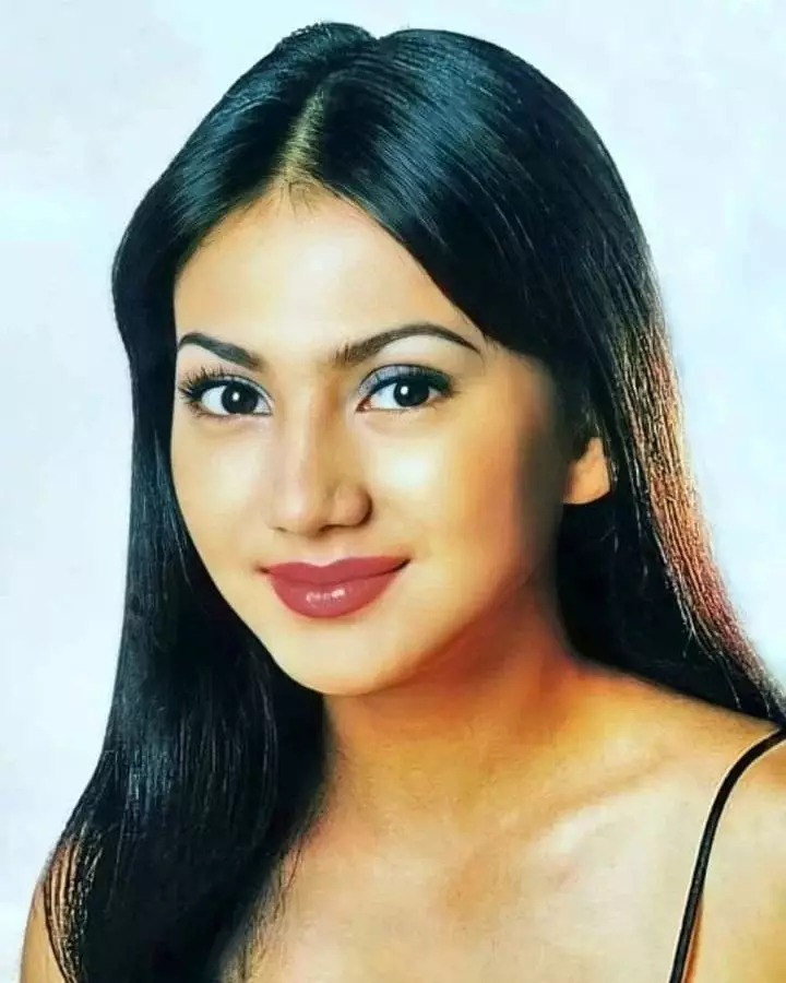 pesona seleb alis tipis di majalah jadul © berbagai sumber