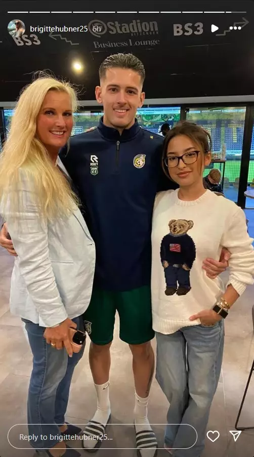 Jennifer Coppen dan Brigitte nonton Justin Hubner © 2025 brilio.net