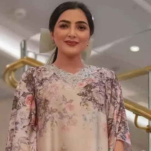 Ashanty sengaja tutup bisnis kuenya, bantah bukan karena bangkrut dan sepi pembeli