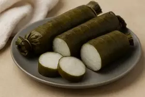 Lontong buatanmu sering gagal? Bongkar tuntas 7 kesalahan fatal yang bikin lembek dan berlendir