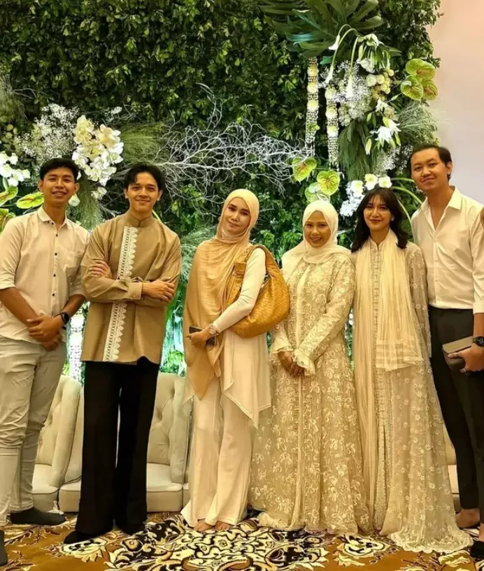 pengajian Nadin Amizah jelang nikah © berbagai sumber