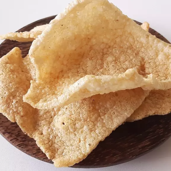 Nasi sisa jadi kerupuk gendar kriuk maksimal, ini rahasia renyah alami tanpa boraks