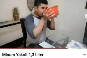 11 Konten YouTube paling gabut ini absurdnya maksimal, nontonnya bikin senyum-senyum sendiri