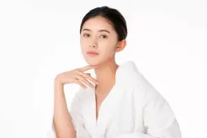 Pengin wajah kencang dan bebas kerutan? Ini cara bikin maskernya cukup pakai 2 bahan dapur