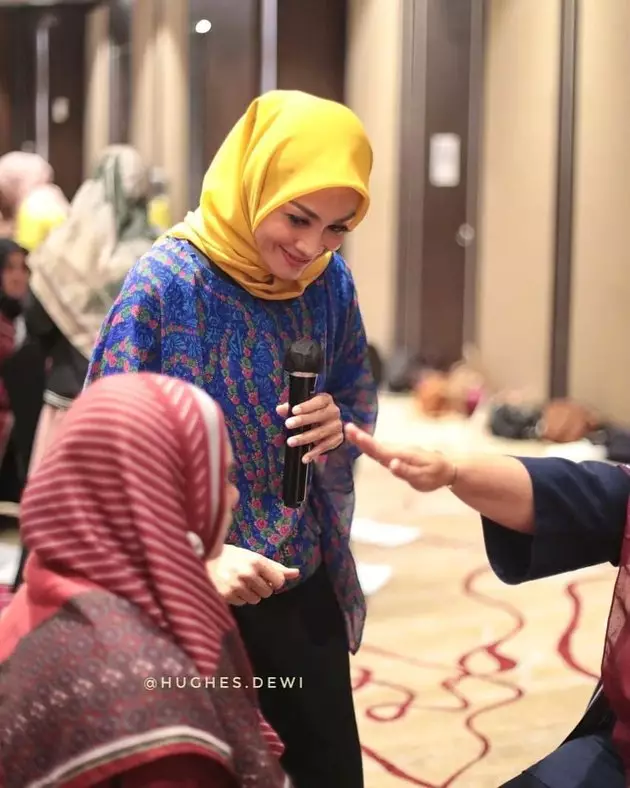 ibu guru di Petualangan Sherina © Instagram