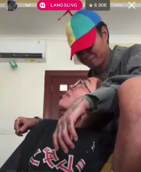 Reza Arap tepis isu pacaran dengan Lula Lahfah © berbagai sumber Reza Arap tepis isu pacaran dengan Lula Lahfah © berbagai sumber