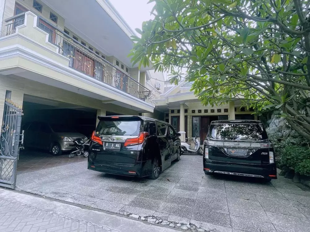 rumah inul di pasuruan mewah banget © berbagai sumber rumah inul di pasuruan mewah banget © berbagai sumber