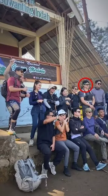 Amanda Manopo naik gunung Merbabu bareng Kenny © TikTok