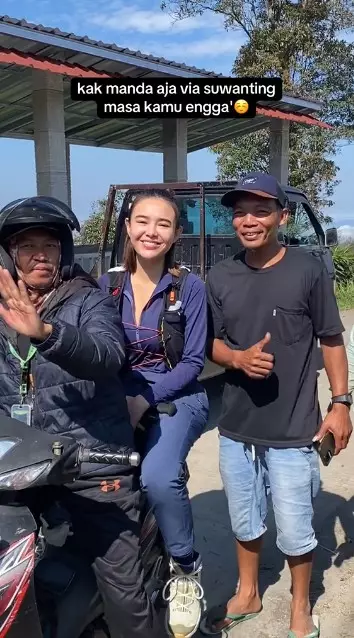 Amanda Manopo naik gunung Merbabu bareng Kenny © TikTok