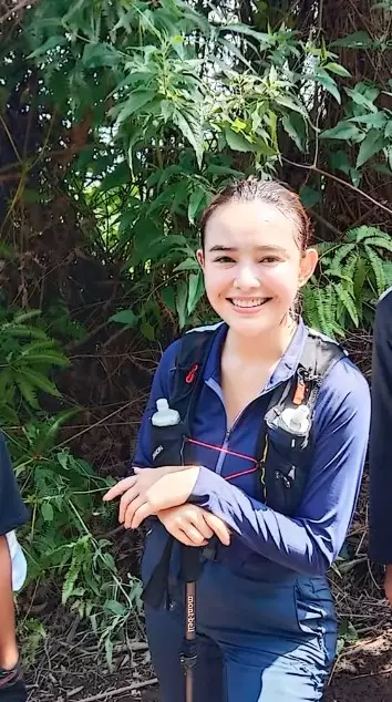 Amanda Manopo naik gunung Merbabu bareng Kenny © TikTok