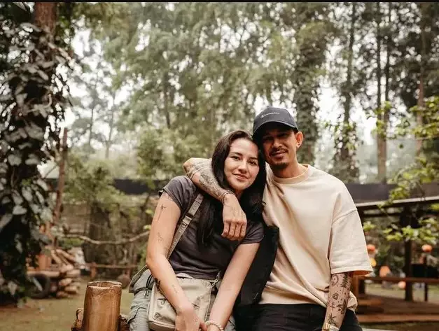 Klarifikasi Dahlia Poland usai gugat cerai © Instagram Klarifikasi Dahlia Poland usai gugat cerai © Instagram