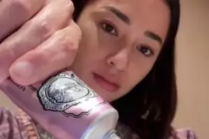 Perawatan gigi 'sultan' ala Nikita Willy, pakai odol premium Italia seharga Rp300 ribu