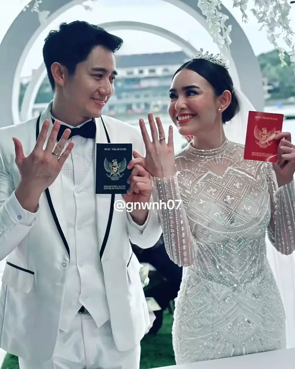 Amanda Manopo dan Kenny Austin cinlok saat main sinetron © 2025 Instagram Amanda Manopo dan Kenny Austin cinlok saat main sinetron © 2025 Instagram
