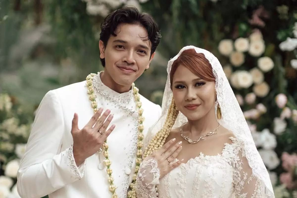 Digelar intimate dan sederhana, ini 5 detail dekorasi pernikahan Nadin Amizah yang estetik dan syahdu