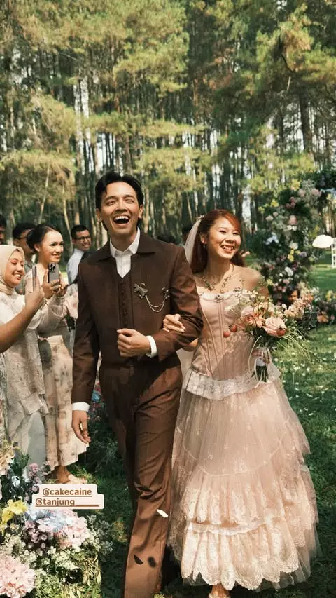 resepsi pernikahan nadin amizah © 2025 Instagram