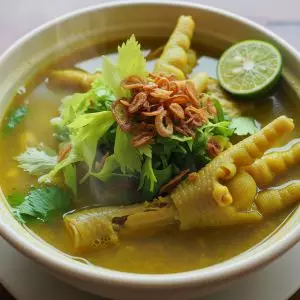 Hangatnya bikin nagih! 3 Resep ceker kuah favorit yang wajib dicoba saat musim hujan