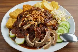 Cingur alot & amis? Ini cara jitu bikin cingur empuk, kenyal, dan gurih maksimal