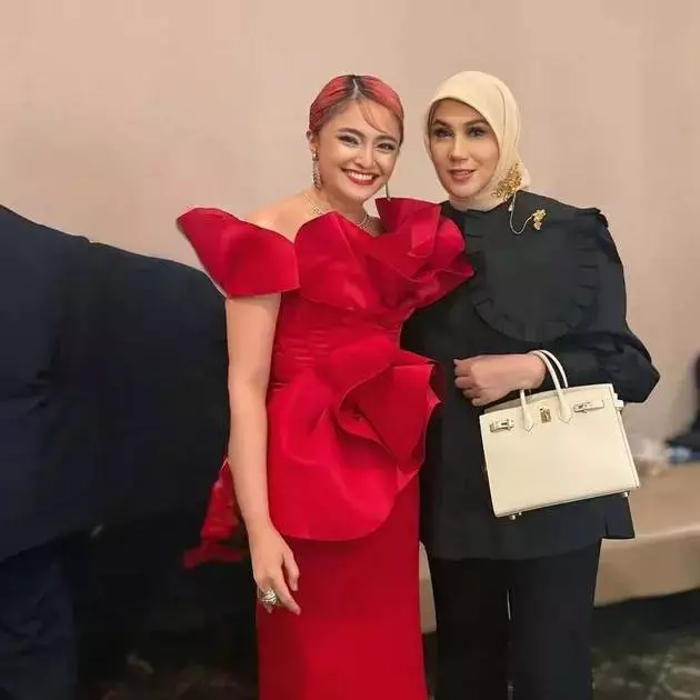 marini zumarni ariel tatum © 2025 Instagram marini zumarni ariel tatum © 2025 Instagram