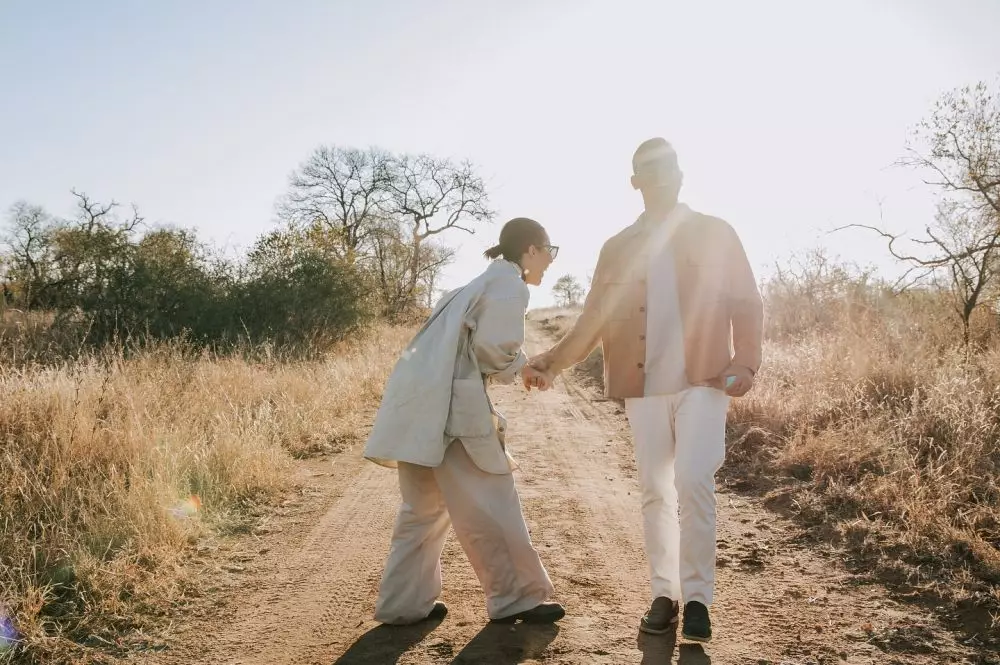 Darma Mangkuluhur anak Tommy Soeharto lamar kekasih © Instagram