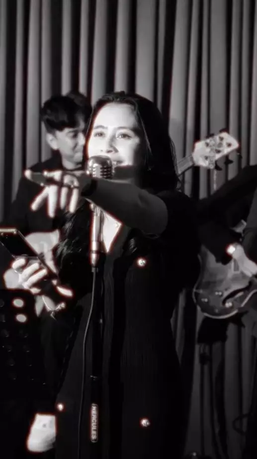 Prilly Latuconsina beri kejutan ultah Omara © Instagram Prilly Latuconsina beri kejutan ultah Omara © Instagram