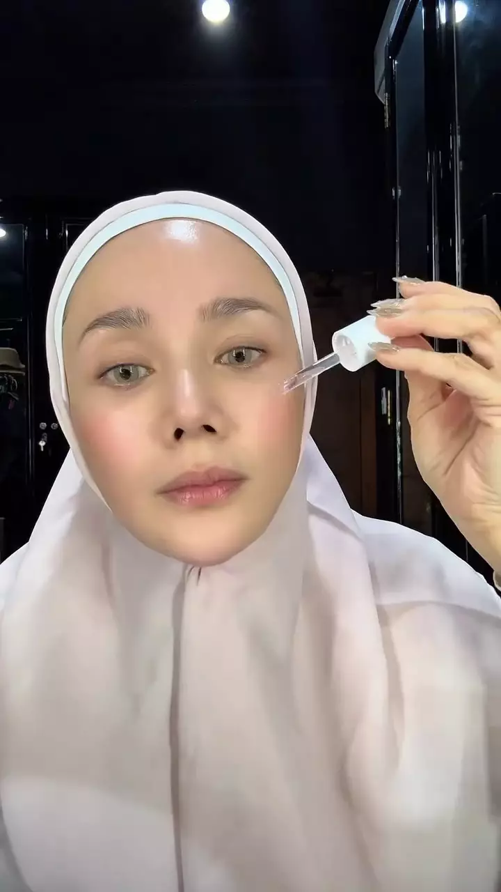 Mulan Jameela pamer wajah tanpa makeup © 2025 Instagram Mulan Jameela pamer wajah tanpa makeup © 2025 Instagram