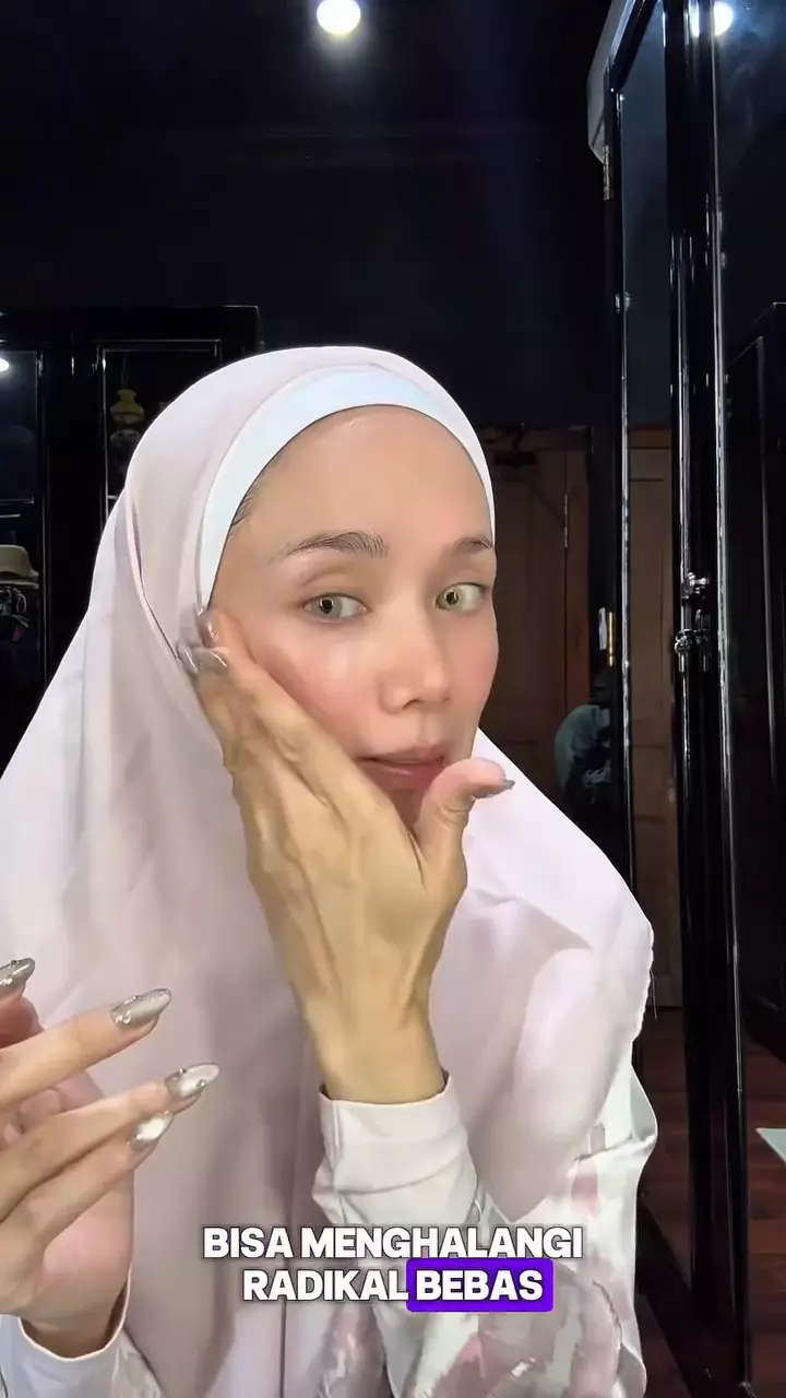 Mulan Jameela pamer wajah tanpa makeup © 2025 Instagram Mulan Jameela pamer wajah tanpa makeup © 2025 Instagram