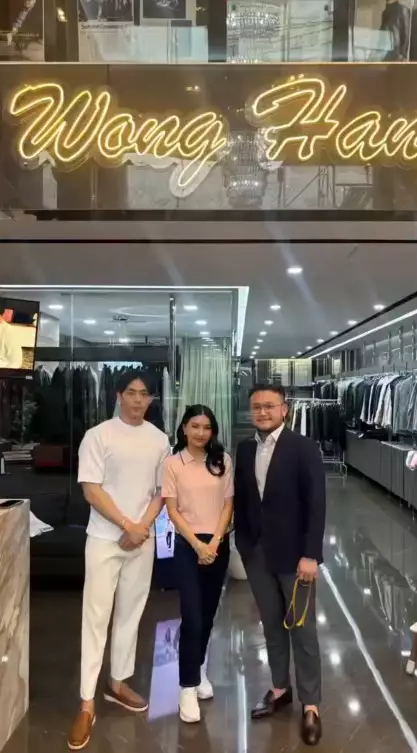 Sarwendah dan Giorgio kompak fitting baju © Instagram