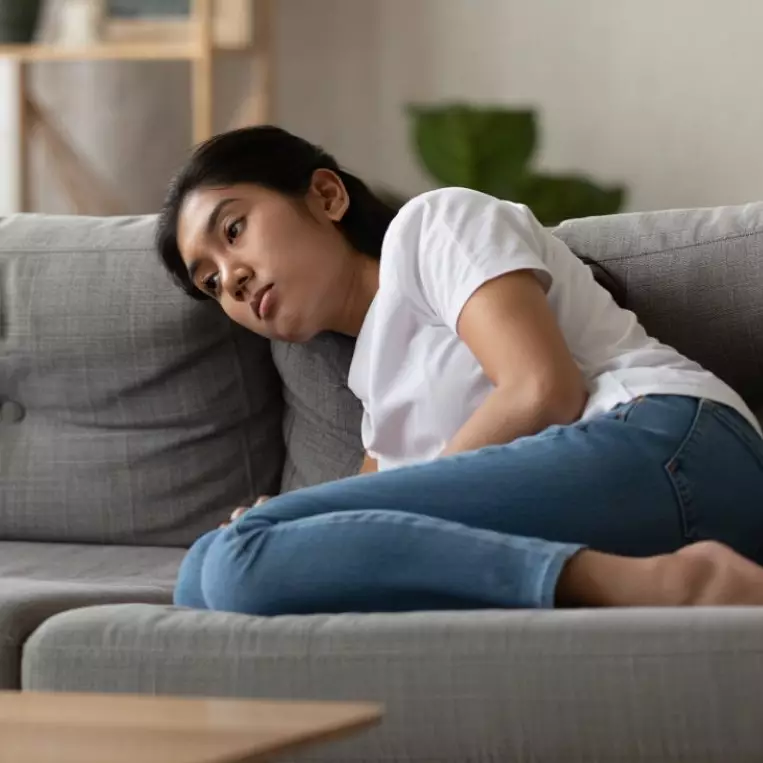 100 Kata-kata galau untuk orang yang sulit curhat, diam tapi penuh luka