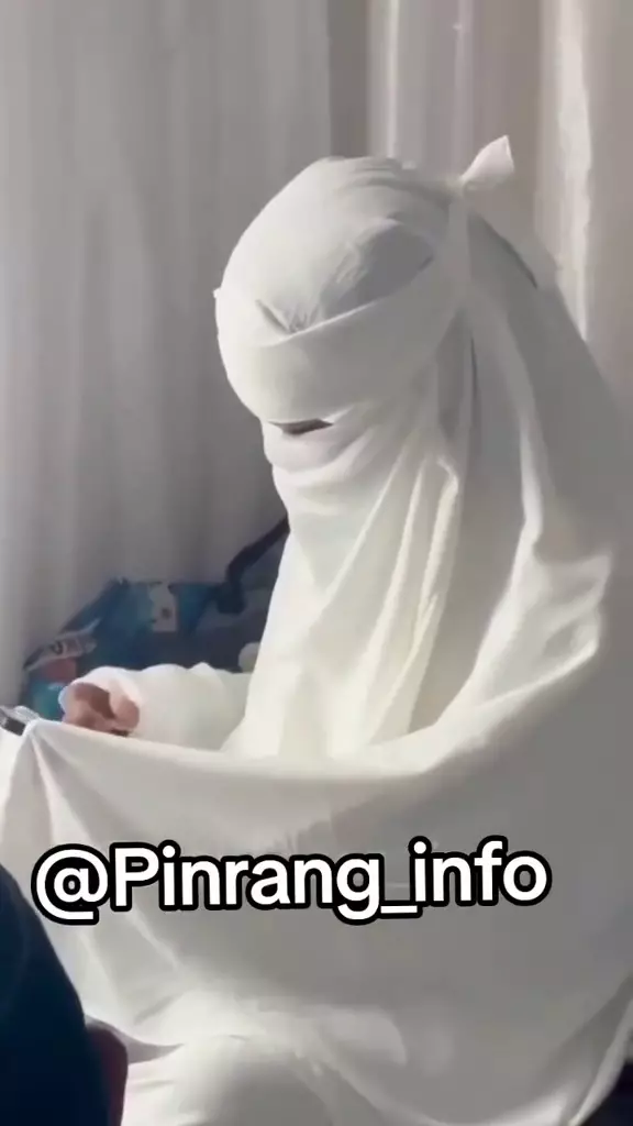 Kronologi terbongkarnya pria jadi wanita bercadar © 2025 TikTok Kronologi terbongkarnya pria jadi wanita bercadar © 2025 TikTok