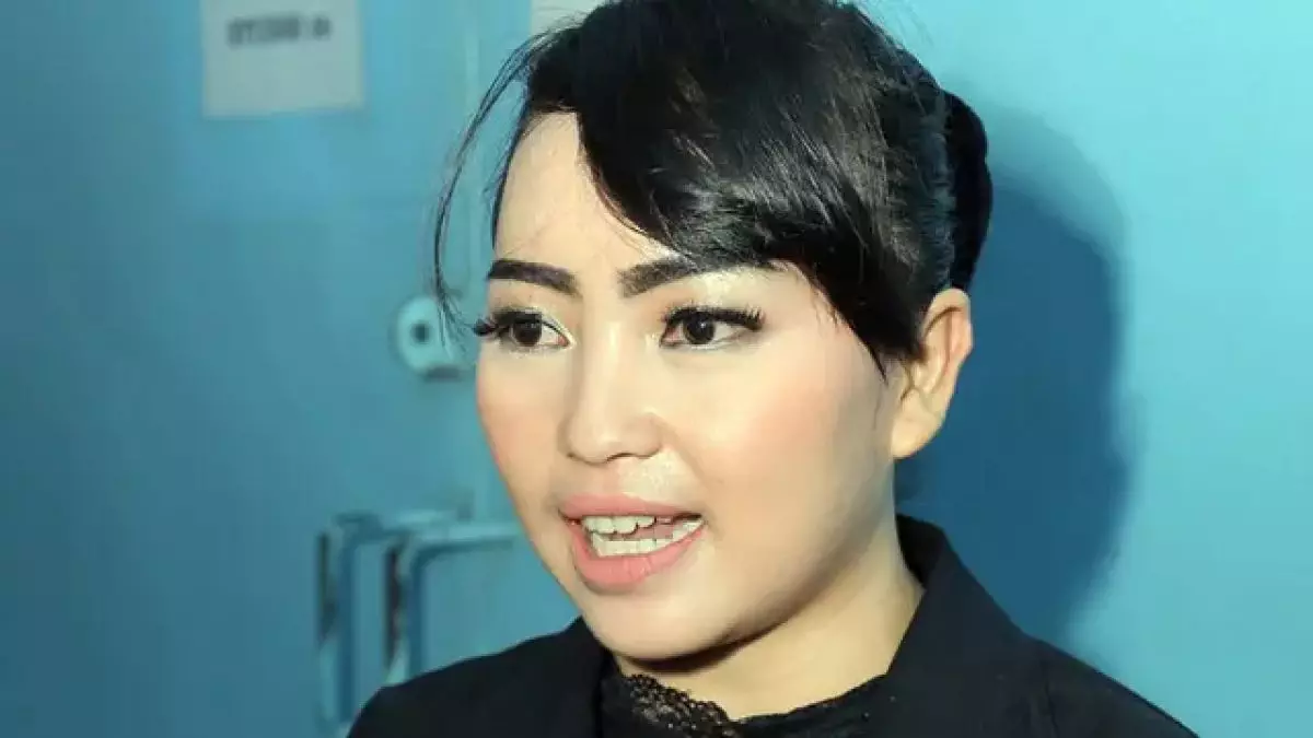 Kisah mengharukan perjuangan Mpok Alpa lawan kanker, pengobatan dilakukan sejak hamil anak kembar