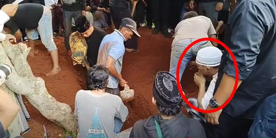 aji darmaji mpok alpa © 2025 berbagai sumber aji darmaji mpok alpa © 2025 berbagai sumber