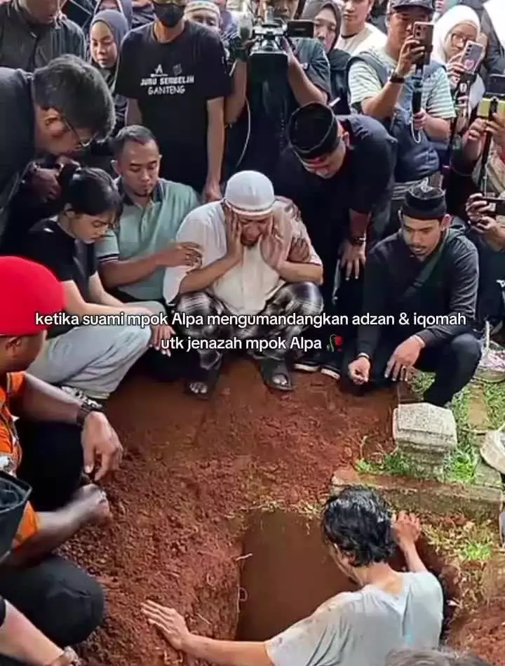 aji darmaji mpok alpa © 2025 berbagai sumber aji darmaji mpok alpa © 2025 berbagai sumber