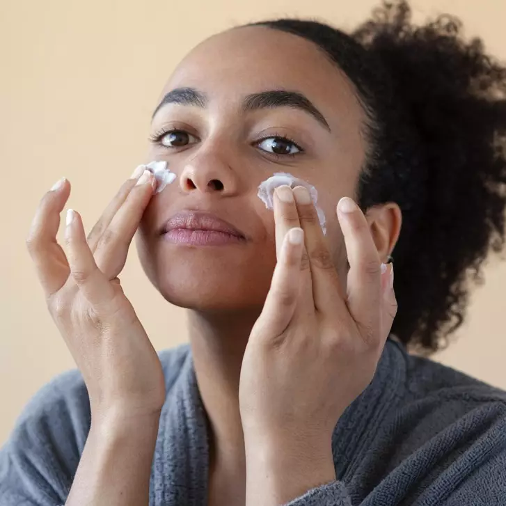 10 Krim penghilang bekas hitam di wajah, kembali bersinar dengan harga di bawah Rp 100 ribu