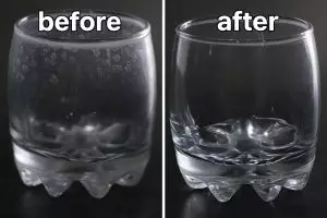 Jangan dibuang! Gini cara bikin gelas kaca kusam jadi kayak baru lagi tanpa pemutih