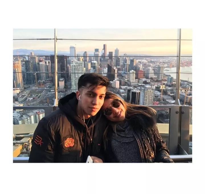 potret Sarah Azhari dan Albany Ray Instagram  potret Sarah Azhari dan Albany Ray Instagram