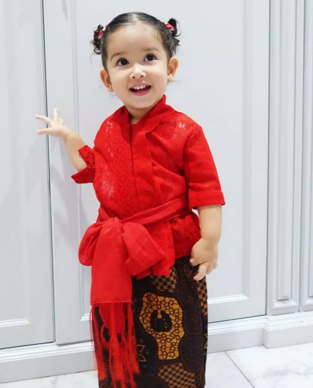 anak seleb blasteran pakai baju adat © 2023 brilio.net