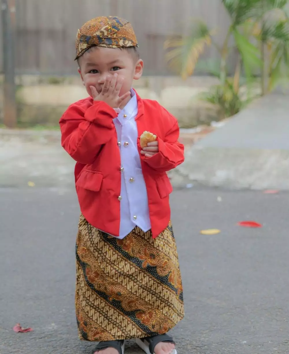 anak seleb blasteran pakai baju adat © 2023 brilio.net