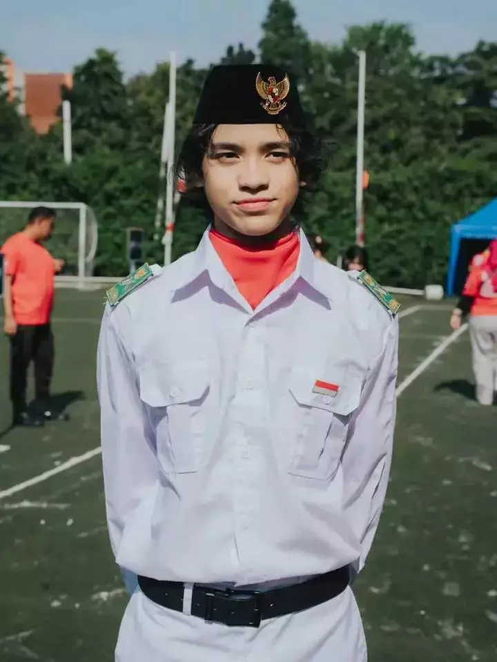Noah putra bcl pemimpin upacara © 2025 berbagai sumber Noah putra bcl pemimpin upacara © 2025 berbagai sumber