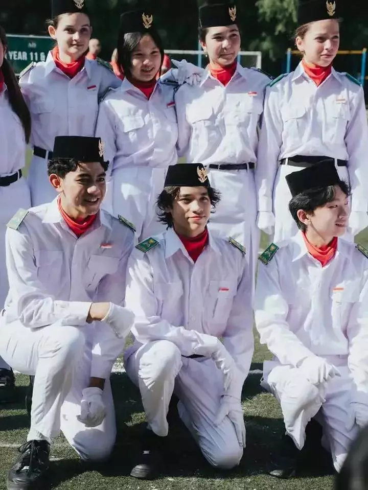 Noah putra bcl pemimpin upacara © 2025 berbagai sumber Noah putra bcl pemimpin upacara © 2025 berbagai sumber