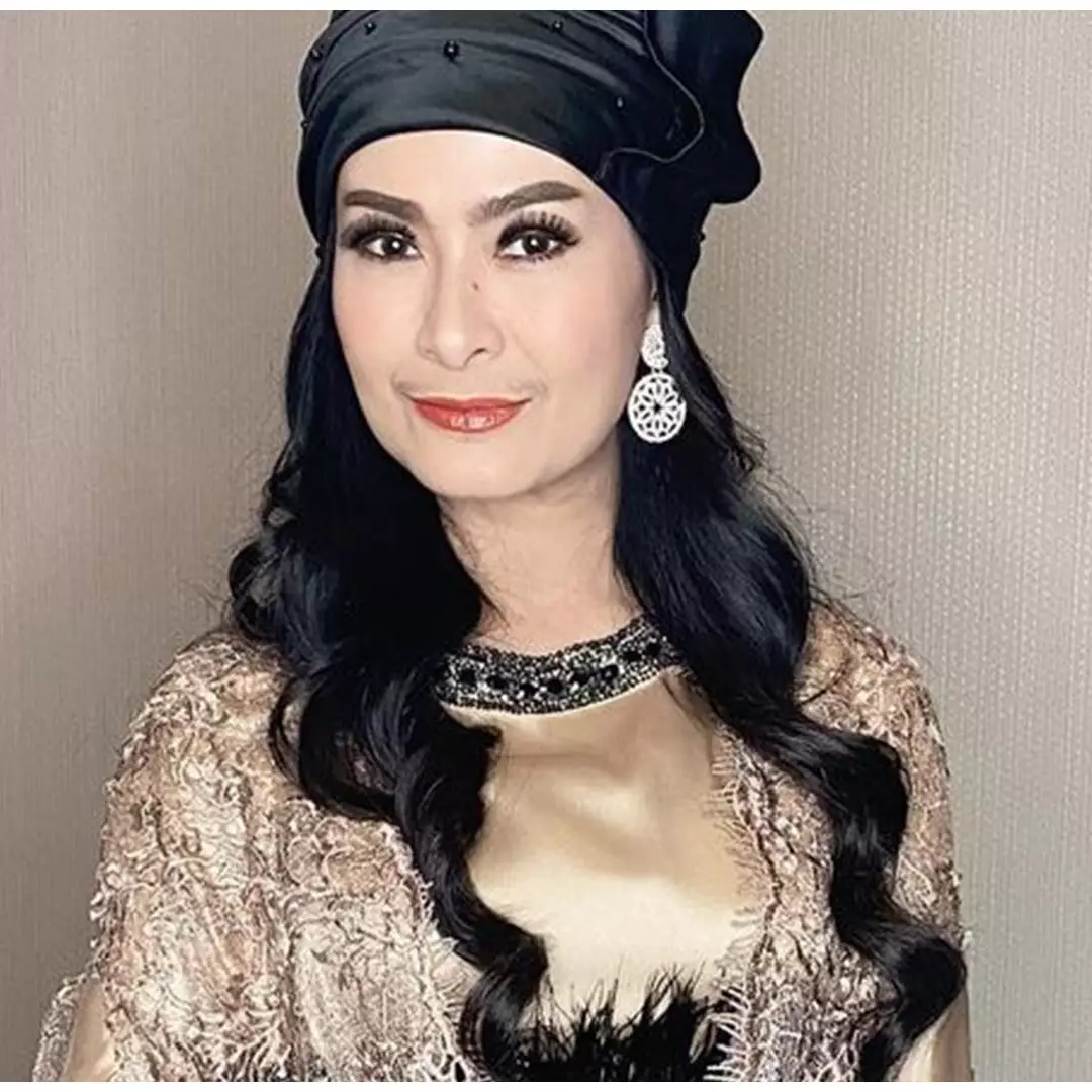 Cerita Iis Dahlia soal firasat Mpok Alpa sebelum berpulang