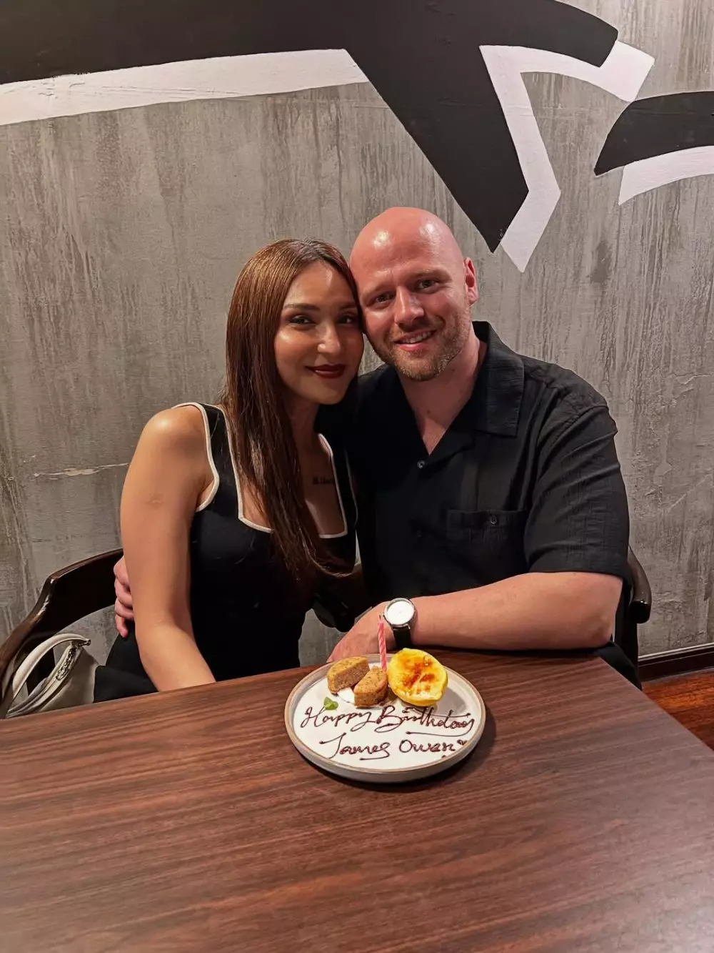 Pacar baru Dena Rachman © 2025 Instagram Pacar baru Dena Rachman © 2025 Instagram