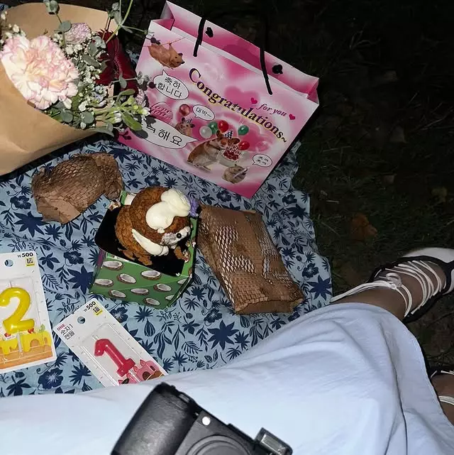 Camillia Azzahra rayakan ultah sendirian © Instagram Camillia Azzahra rayakan ultah sendirian © Instagram