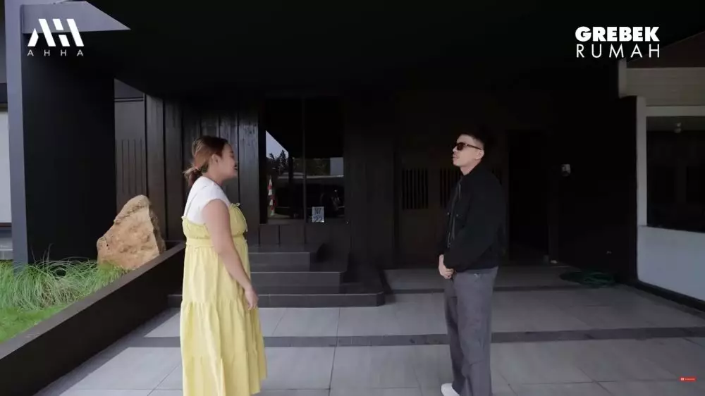 Biaya sewa rumah Pinkan Mambo 2,5 juta per harinya © 2025 Instagram