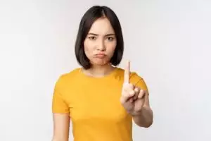 100 Kata-kata sindiran halus buat orang munafik, nyelekitnya bikin sakit